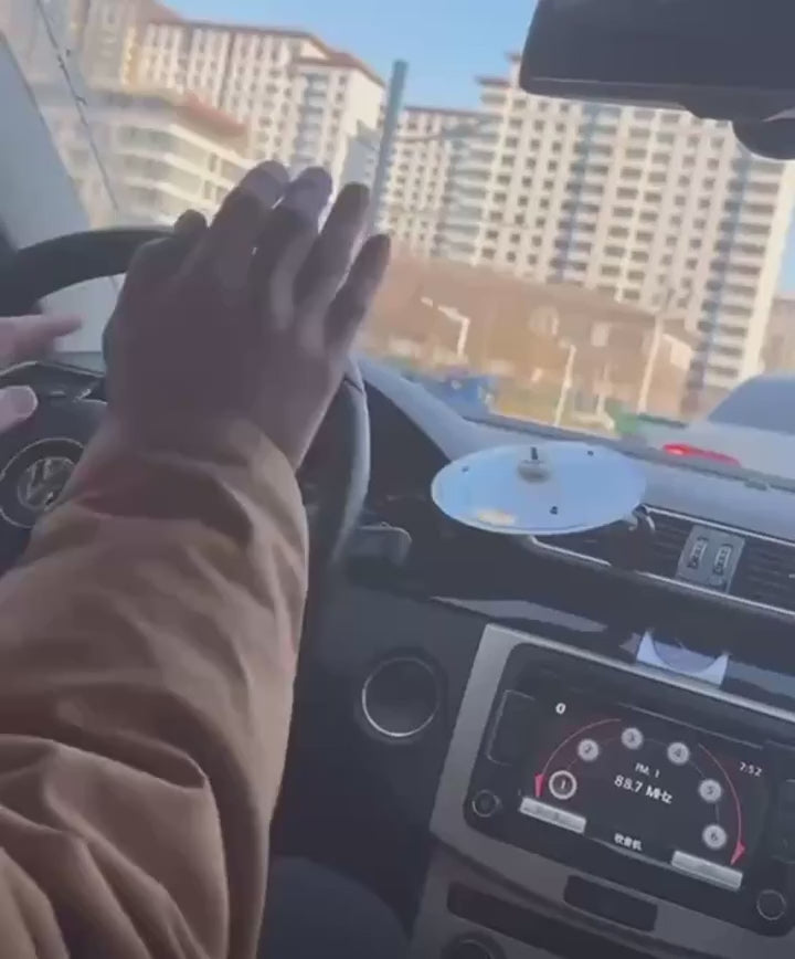 Carregar vídeo: Mini bateria de carro